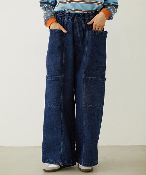 MILKFED.(ミルクフェド)の「BIG POCKET PANTS(デニムパンツ・レディース・ライトブルー/ライトインディゴブルー・S/M)」の1枚目の写真