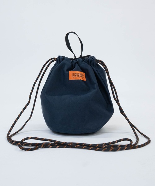 JOHN'S CLOSET（ジョンズクローゼット）の「【lg】〔UNIVERSALOVERALL〕カラーザイル ナイロン巾着バッグ（ショルダーバッグ・メンズ・ベージュ系/オレンジ/ネイビー/ベージュ/グレイッシュブルー/チャコールグレー/ブラック・FREE）」の2枚目の写真