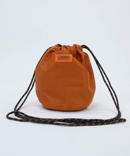 JOHN'S CLOSET（ジョンズクローゼット）の「【lg】〔UNIVERSALOVERALL〕カラーザイル ナイロン巾着バッグ（ショルダーバッグ・メンズ・ベージュ系/オレンジ/ネイビー/ベージュ/グレイッシュブルー/チャコールグレー/ブラック・FREE）」の7枚目の写真