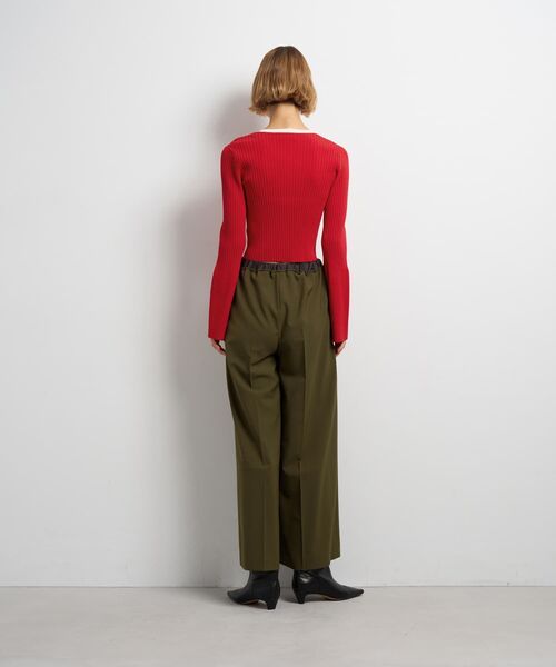 LANVIN en Bleu(ランバンオンブルー)の「バイカラーリブショートカーディガン(ニット/セーター・レディース・ブラック/レッド/ベージュ・38)」の5枚目の写真