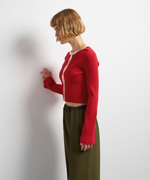 LANVIN en Bleu(ランバンオンブルー)の「バイカラーリブショートカーディガン(ニット/セーター・レディース・ブラック/レッド/ベージュ・38)」の8枚目の写真