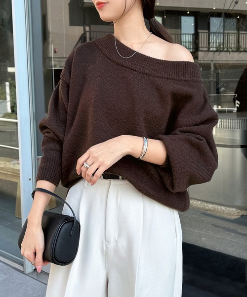 セール】【新色追加】ボリューム袖オフショルダーニットトップス