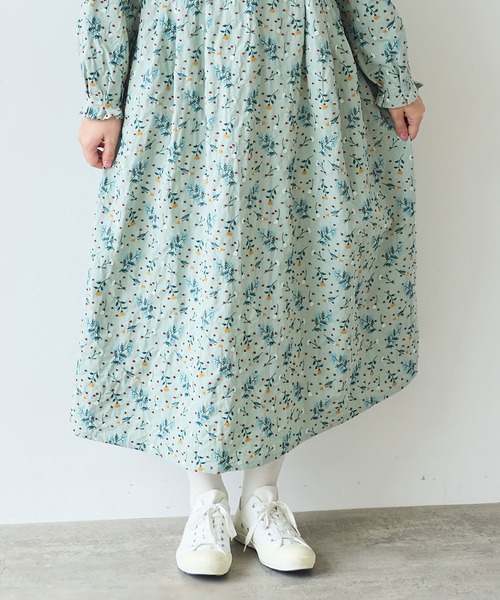 bulle de savon(ビュルデサボン)の「《early spring》はるの庭刺繍 ワンピース(ワンピース・レディース・セージグリーン/チャコールグレー・FREE)」の5枚目の写真