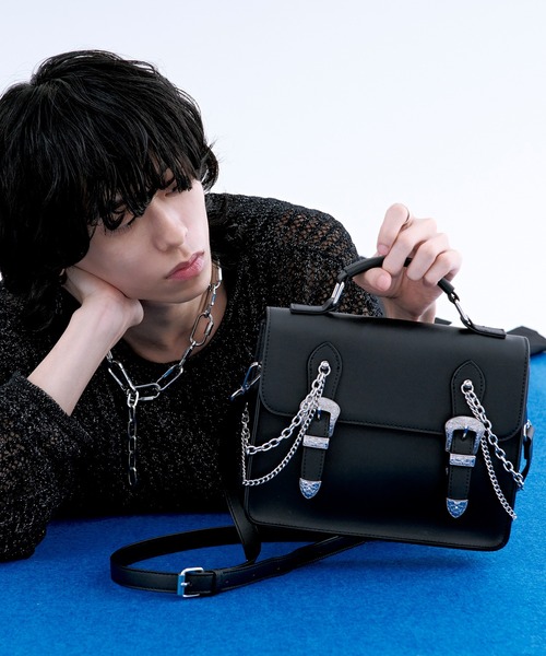 Ellno Loset（エルノロゼット）の「Wチェーンバックルスクエアショルダーバック（ショルダーバッグ・メンズ・ブラック・FREE）」の12枚目の写真