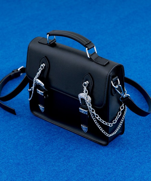 Ellno Loset（エルノロゼット）の「Wチェーンバックルスクエアショルダーバック（ショルダーバッグ・メンズ・ブラック・FREE）」の19枚目の写真