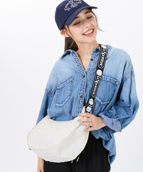 EVERYDAY HOBO ロゴジャカードメレンゲ（ショルダーバッグ