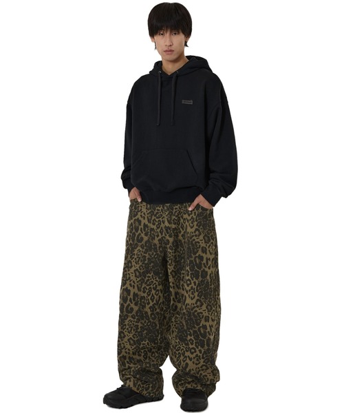 OY(オーワイ)の「『OY/オーワイ』CUTOUT PATCH HOODIE/カットアウトパッチプルオーバーパーカー(パーカー・レディース・ブラック/ネイビー・L/M)」の8枚目の写真