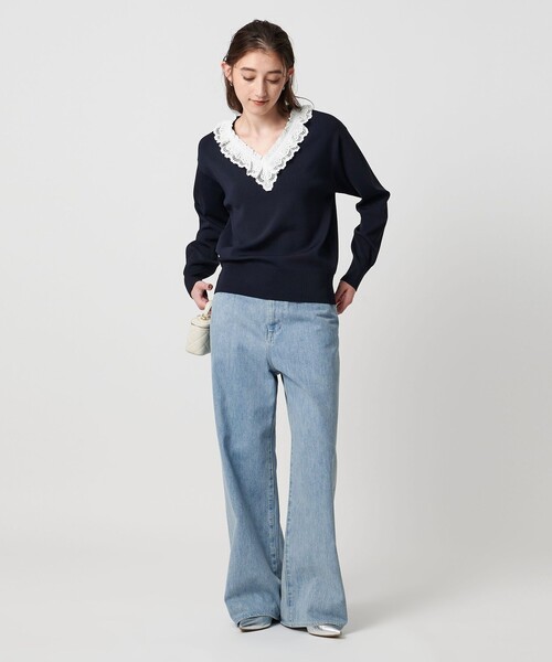 UNITED ARROWS(ユナイテッドアローズ)の「スカラップ レース フリル ニット‐ウォッシャブル‐(ニット/セーター・レディース・ネイビー/ベージュ/ブラック・FREE)」の5枚目の写真