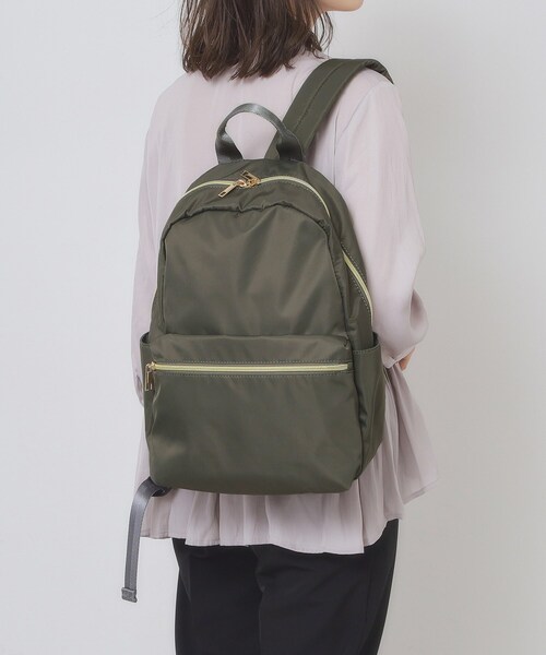 ITS'DEMO（イッツデモ）の「【A4／9ポケット】軽量撥水リュック（バックパック/リュック・レディース・ベビーピンク/ブルー/ダークグレー/ブラック・00）」の3枚目の写真