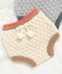 サス付きおしりモチーフブルマ　80cm　新品　未開封　タグ付き アウターに響きにくいショーツ/まあるいお尻にフィットする(3D