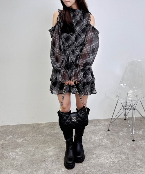 INGNI(イング)の「2Wayリボン肩あきワンピース(ワンピース・レディース・ブラック系/ブラウン系その他2/ブラック・M)」の15枚目の写真