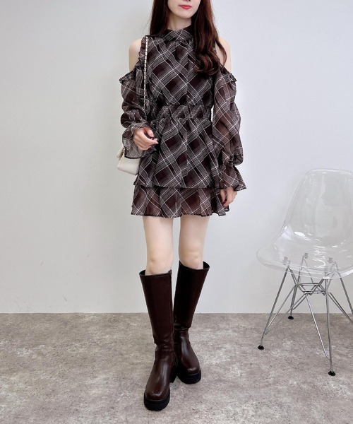 INGNI(イング)の「2Wayリボン肩あきワンピース(ワンピース・レディース・ブラック系/ブラウン系その他2/ブラック・M)」の22枚目の写真