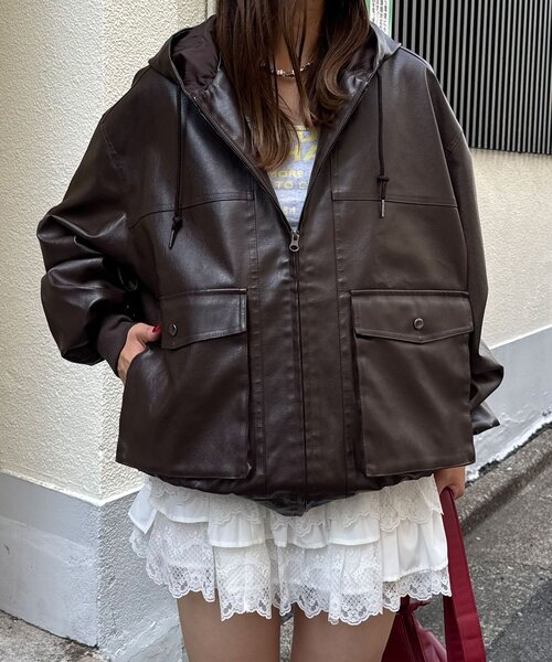 CIAOPANIC（チャオパニック）の「アクティブフェイクレザーパーカー