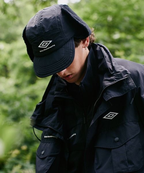 WHITE MOUNTAINEERING(ホワイトマウンテニアリング)の「White Mountaineering/ホワイトマウンテニアリング×UMBRO/アンブロ ボア フライトキャップ(キャップ・メンズ・ブラック・FREE)」の20枚目の写真