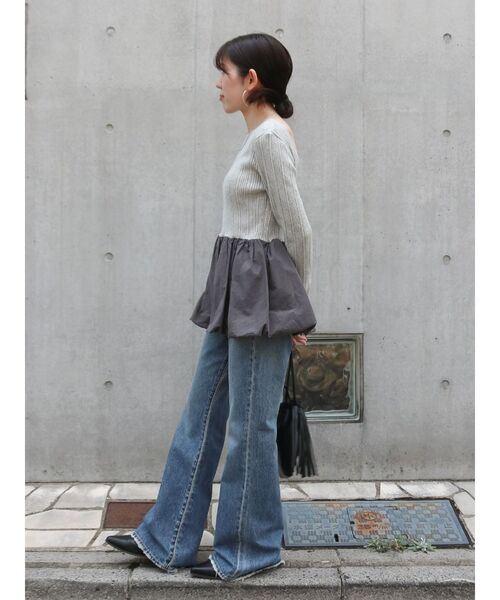 Ungrid（アングリッド）の「ハイウエストフレアデニム（デニムパンツ・レディース・ブルー・24inch/25inch/26inch）」の10枚目の写真