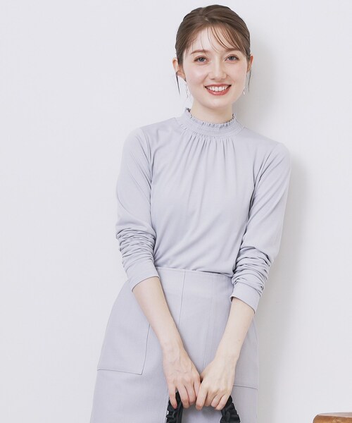 シャーリングデザイントップス【洗濯機OK/吸湿発熱】（Tシャツ