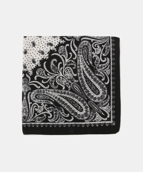 B.C STOCK(ベーセーストック)の「【WEB+一部店舗限定】スカーフ(ストール/ショール・レディース・ブラック/ブラック系その他/ブラウン/キャメル/カーキ/ネイビー/オレンジ/イエロー・FREE)」の3枚目の写真