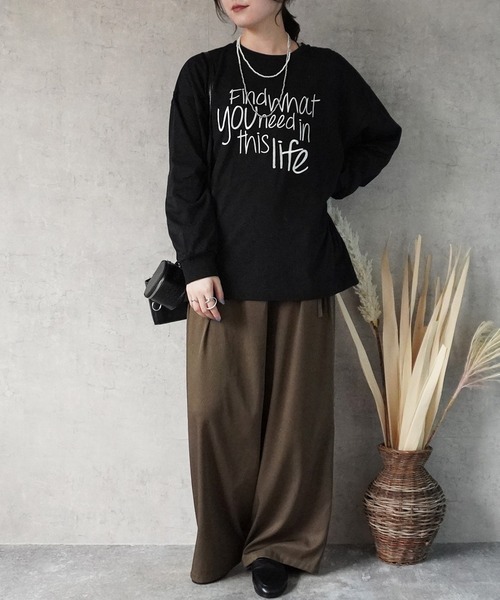 Emma（SELECT LEVERY）（エマ セレクトリベリー）の「手書き風ロゴ刺繍 BIGTシャツ（Tシャツ/カットソー・レディース・ブラック/オフホワイト/チャコール/ブラウン・FREE）」の18枚目の写真