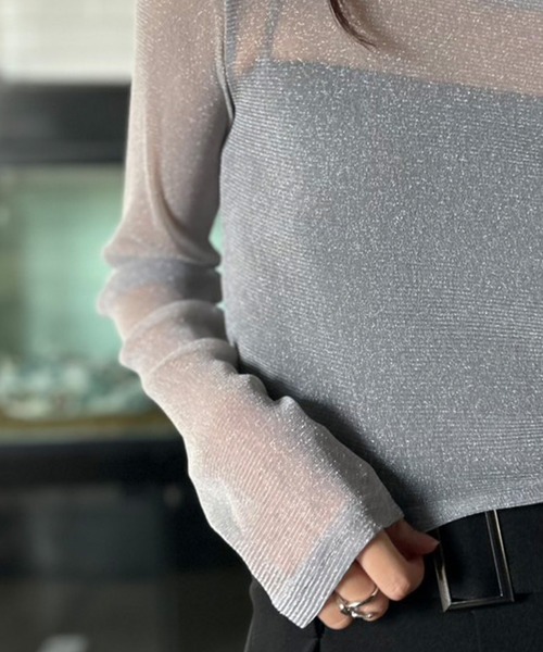 Kotoe(コトエ)の「【全8色】 ラメシアートップス クルーネック 長袖(Tシャツ/カットソー・レディース・ブラック/ワイン/アイボリー/シルバー/ブラウン/ホワイト系その他/ダークグレー/ゴールド・FREE)」の12枚目の写真