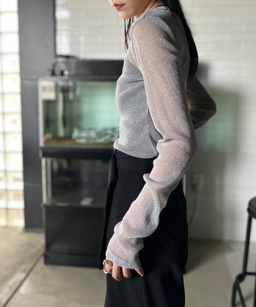 Kotoe(コトエ)の「【全8色】 ラメシアートップス クルーネック 長袖(Tシャツ/カットソー・レディース・ブラック/ワイン/アイボリー/シルバー/ブラウン/ホワイト系その他/ダークグレー/ゴールド・FREE)」の14枚目の写真