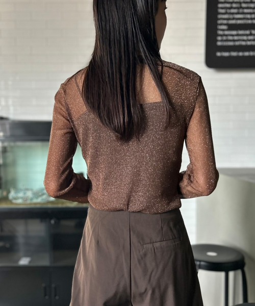 Kotoe(コトエ)の「【全8色】 ラメシアートップス クルーネック 長袖(Tシャツ/カットソー・レディース・ブラック/ワイン/アイボリー/シルバー/ブラウン/ホワイト系その他/ダークグレー/ゴールド・FREE)」の19枚目の写真