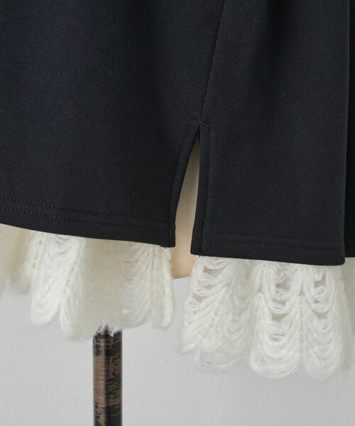 BEARDSLEY（ビアズリー）の「裾タムレースカットソー（Tシャツ/カットソー・レディース・ブラック/アイボリー・FREE）」の18枚目の写真