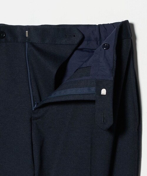 A DAY IN THE LIFE UNITED ARROWS(アデイインザライフユナイテッドアローズ)の「ツイル ポンチ ジャージースラックス-セットアップ対応-<A DAY IN THE LIFE>(スラックス・メンズ・オリーブ/ネイビー/ダークグレー・L/M/S/XL)」の13枚目の写真