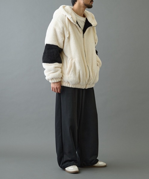 COLONY 2139（コロニートゥーワンスリーナイン）の「シャギーフリースBIGパーカー（その他アウター・メンズ・ベージュ/ホワイト/ブラック・LARGE/MEDIUM）」の10枚目の写真