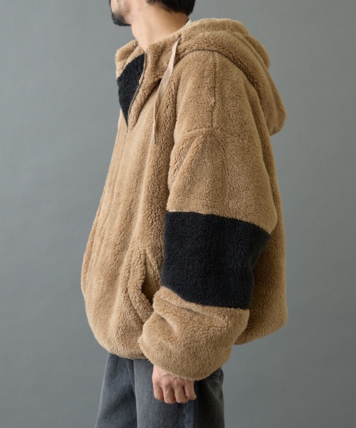 COLONY 2139（コロニートゥーワンスリーナイン）の「シャギーフリースBIGパーカー（その他アウター・メンズ・ベージュ/ホワイト/ブラック・LARGE/MEDIUM）」の21枚目の写真