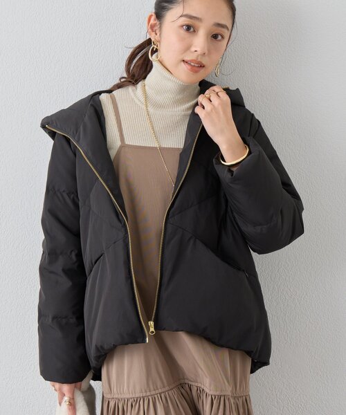 un dix cors（アンディコール）の「《ふんわり暖か》テンダークロスフードダウン（ダウンジャケット/コート・レディース・グレイッシュベージュ/ブラック/ブラウン・FREE）」の2枚目の写真