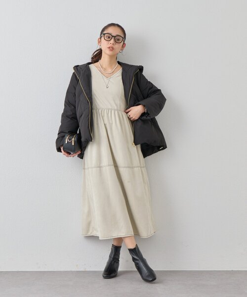 un dix cors（アンディコール）の「《ふんわり暖か》テンダークロスフードダウン（ダウンジャケット/コート・レディース・グレイッシュベージュ/ブラック/ブラウン・FREE）」の5枚目の写真