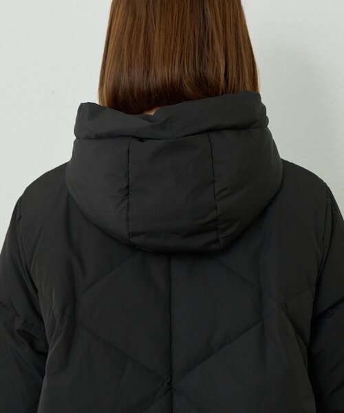 un dix cors（アンディコール）の「《ふんわり暖か》テンダークロスフードダウン（ダウンジャケット/コート・レディース・グレイッシュベージュ/ブラック/ブラウン・FREE）」の11枚目の写真