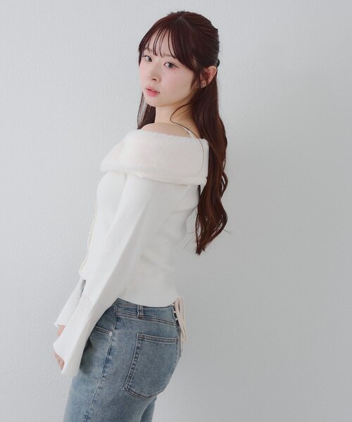 continuer de NICE CLAUP（コンティニューデナイスクラップ）の「フェイクファー衿付カーディガン（カーディガン/ボレロ・レディース・ブラック/トップグレー/アイボリー・FREE）」の12枚目の写真