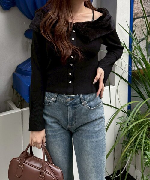 continuer de NICE CLAUP（コンティニューデナイスクラップ）の「フェイクファー衿付カーディガン（カーディガン/ボレロ・レディース・ブラック/トップグレー/アイボリー・FREE）」の18枚目の写真