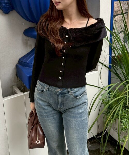 continuer de NICE CLAUP（コンティニューデナイスクラップ）の「フェイクファー衿付カーディガン（カーディガン/ボレロ・レディース・ブラック/トップグレー/アイボリー・FREE）」の19枚目の写真