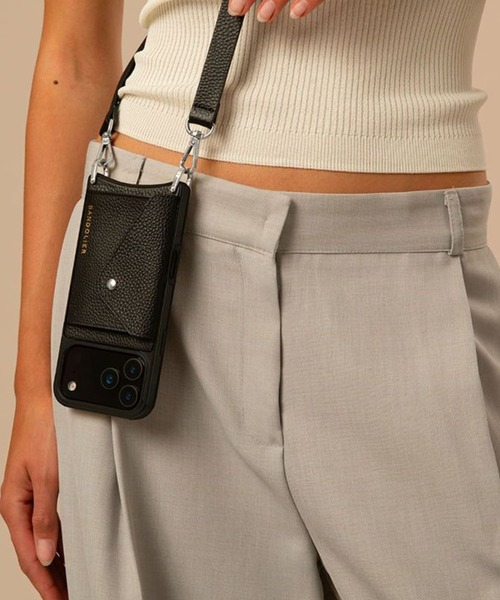 BANDOLIER（バンドリヤー）の「BANDOLIER / Hailey Side Slot iPhone 17シリーズケース（スマホケース/カバー・レディース・ブラック/ベージュ/ゴールド/シルバー/ダークラベンダー・iPhone 17 Pro/iPhone 17 Pro Max）」の12枚目の写真