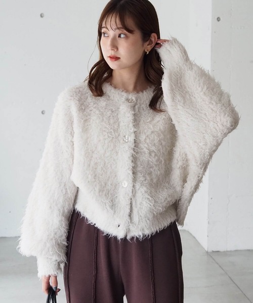 tiptop(ティップトップ)の「プードルファー前後2WAYカーディガン(カーディガン/ボレロ・レディース・ピンク/アイボリー/チャコールグレー/ブルー・FREE)」の7枚目の写真
