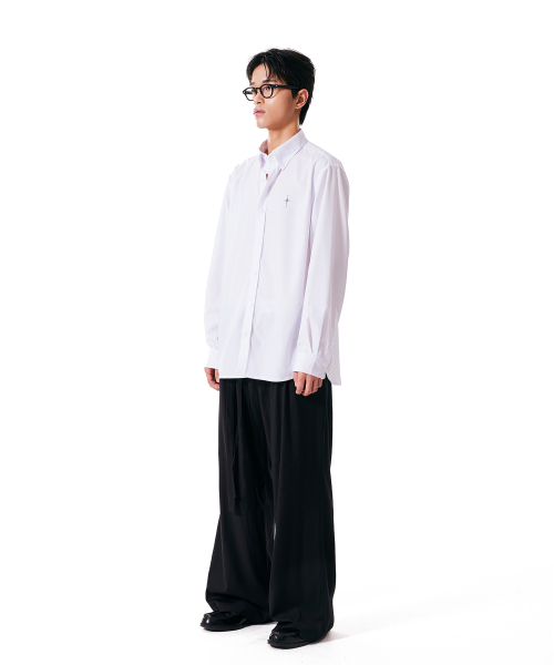 IUGAMAKARAS(イウガマカラス)の「Belted Striped Trousers (Black)(スラックス・レディース・その他・2/1)」の8枚目の写真