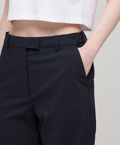 MUSINSA STANDARD WOMAN（ムシンサスタンダードウーマン）の「[クールタンダード] ウィメンズ ストレート ヒドゥンバンディング スラックス [ネイビー]（スラックス・レディース・その他・24/25/26/27/28/29/30/31/32/34）」の4枚目の写真