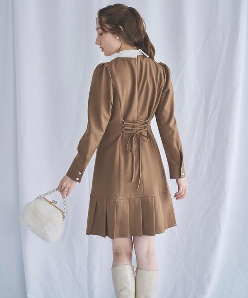 SWINGLE(スウィングル)の「ホワイトカラープリーツミニワンピース(ワンピース・レディース・ダークブラウン/カーキ/ブラック・FREE)」の5枚目の写真
