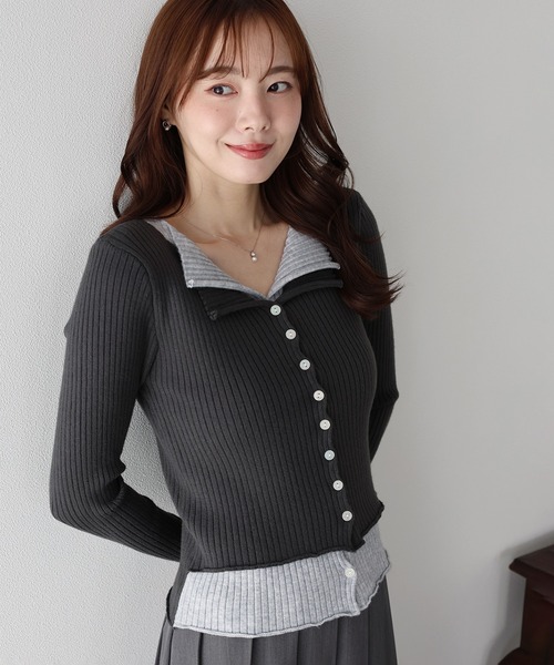 BLUEEAST（ブルーイースト）の「バイカラーレイヤードカーディガン（ニット/セーター・レディース・グレー/ベージュ/チャコールグレー・MEDIUM）」の2枚目の写真