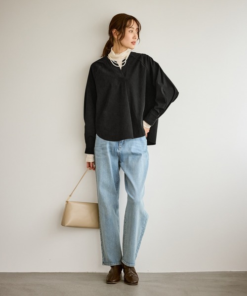 ROPE' PICNIC(ロペピクニック)の「【emur/エミュール】ストレッチ起毛あわせネックブラウス(シャツ/ブラウス・レディース・キナリ/ブルー/ブラック・38)」の7枚目の写真