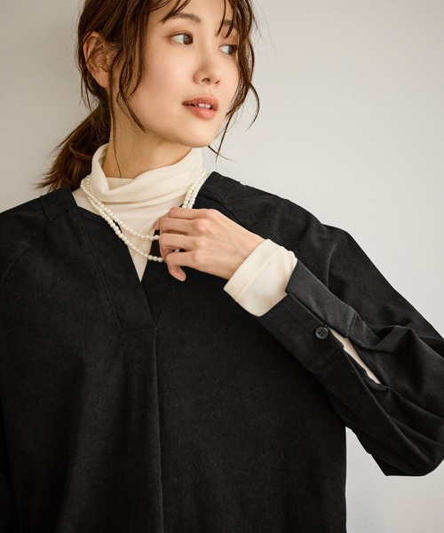 ROPE' PICNIC(ロペピクニック)の「【emur/エミュール】ストレッチ起毛あわせネックブラウス(シャツ/ブラウス・レディース・キナリ/ブルー/ブラック・38)」の11枚目の写真