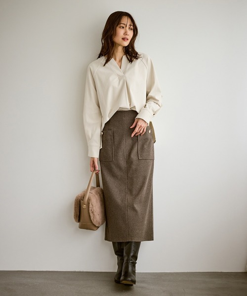 ROPE' PICNIC(ロペピクニック)の「【emur/エミュール】ストレッチ起毛あわせネックブラウス(シャツ/ブラウス・レディース・キナリ/ブルー/ブラック・38)」の15枚目の写真