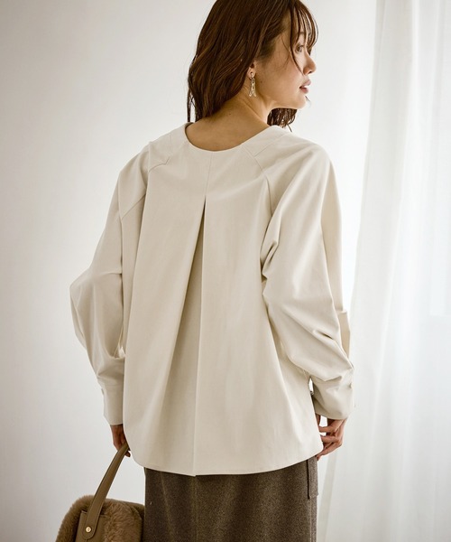 ROPE' PICNIC(ロペピクニック)の「【emur/エミュール】ストレッチ起毛あわせネックブラウス(シャツ/ブラウス・レディース・キナリ/ブルー/ブラック・38)」の18枚目の写真