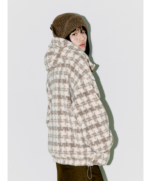 OAFISH(オアフィッシュ)の「REVERSIBLE FRILL HOODED JACKET, BEIGE/CHECK(その他アウター・レディース・その他・FREE)」の5枚目の写真