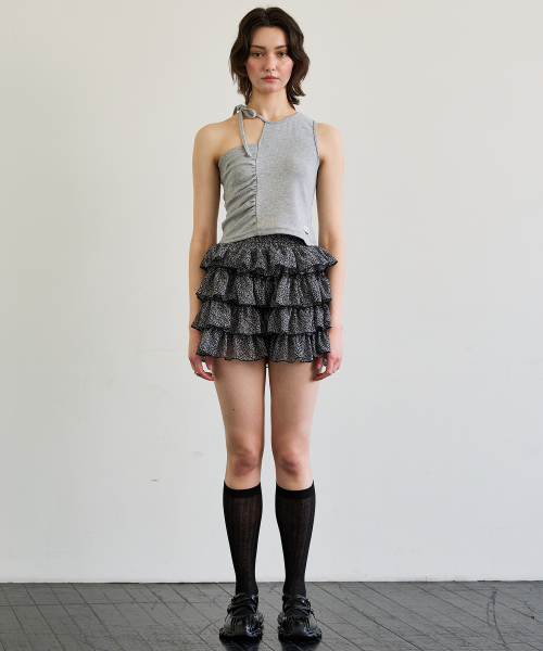ARI(アリ)の「BEBE UNBALANCE SLEEVELESS TOP / GRAY(Tシャツ/カットソー・レディース・グレー・FREE)」の2枚目の写真