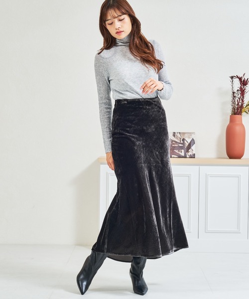MISCH MASCH(ミッシュマッシュ)の「ZOZO限定 ベロアロングスカート(スカート・レディース・ブラック・フリ-)」の16枚目の写真