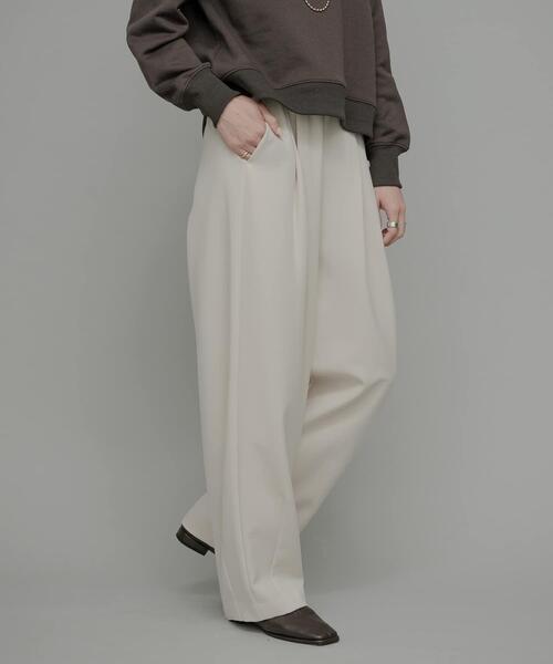 URBAN RESEARCH Sonny Label（アーバンリサーチサニーレーベル）の「『UR TECH SMOOTHLUXE』イージーワイドコクーンパンツ（その他パンツ・レディース・グレー/ホワイト系その他・36/38）」の7枚目の写真