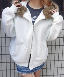 Mayree（メイリー）の「ラメボリュームファーZIPパーカー(RO)（パーカー）」